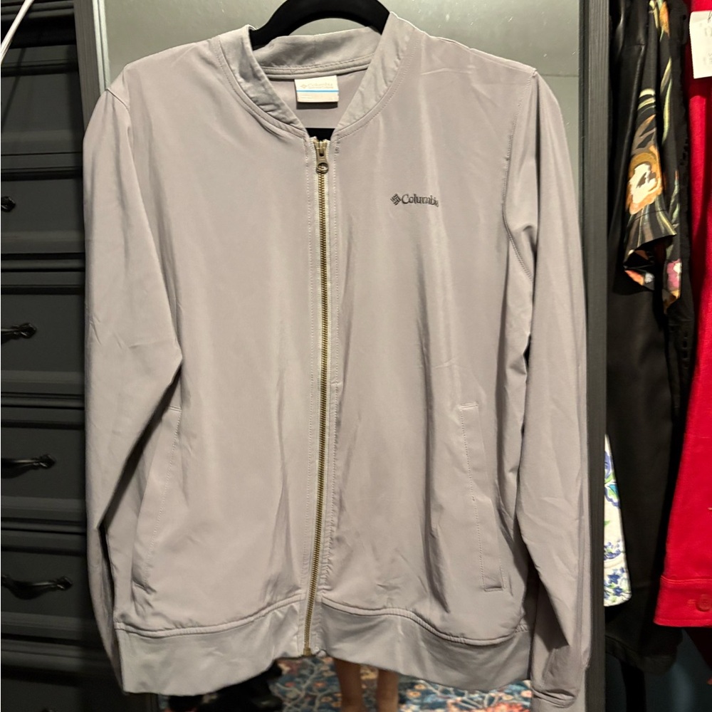Columbia Light Gray Zip-Up Jacket